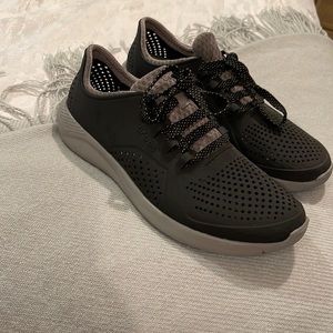 Mens croc tennis shoes